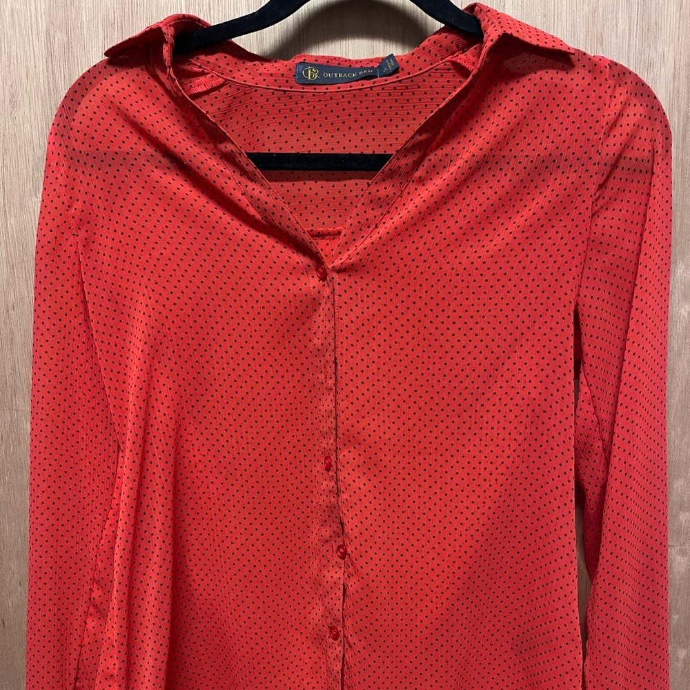 Outback Red top